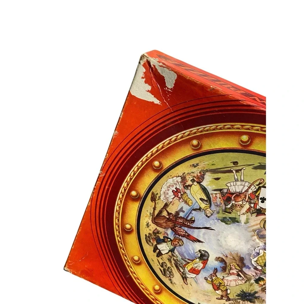Vintage Waddington's Alice in Wonderland Circular Jigsaw Puzzle No. 504